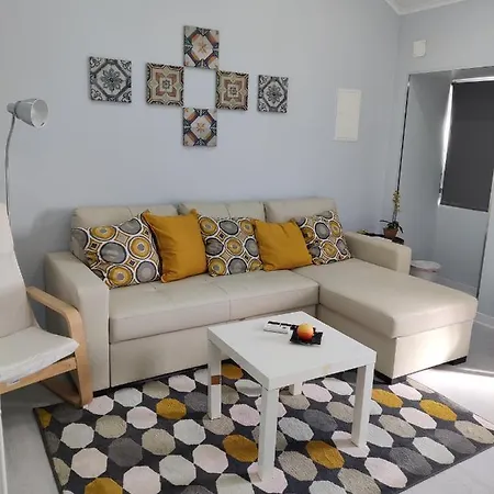 Riviera B Apartament *